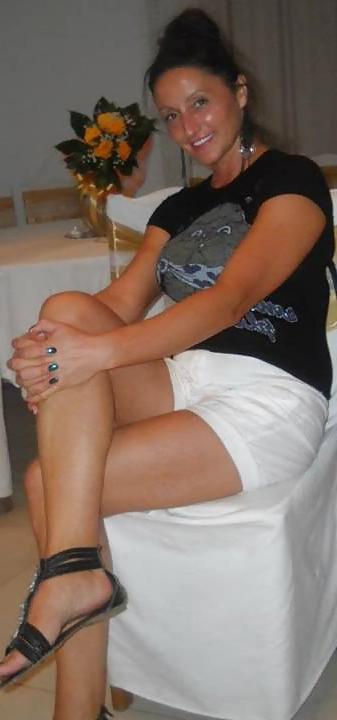 25P Elizabeta Serbian milf