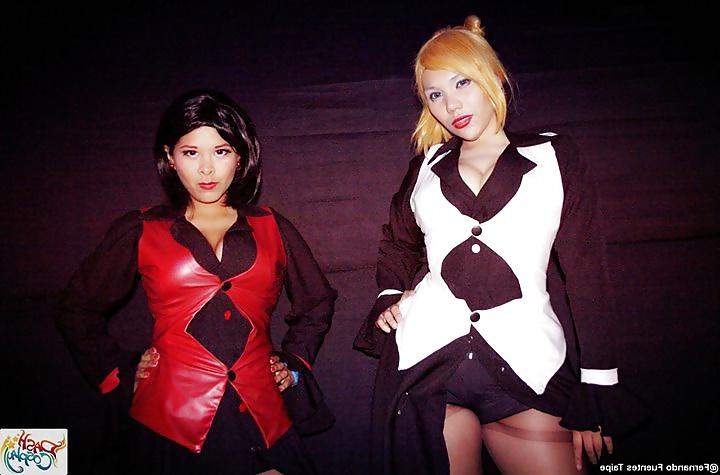 25P Sexy cosplays latinas en pantimedias - pantyhose
