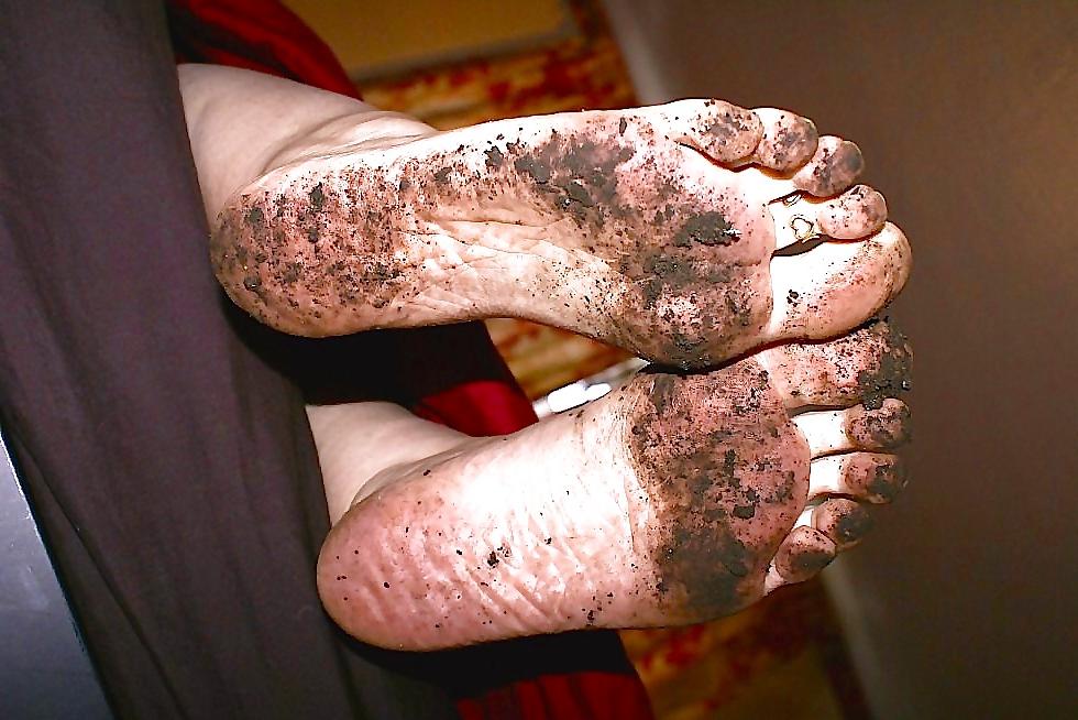 15P Feet: Dirty Soles #6 