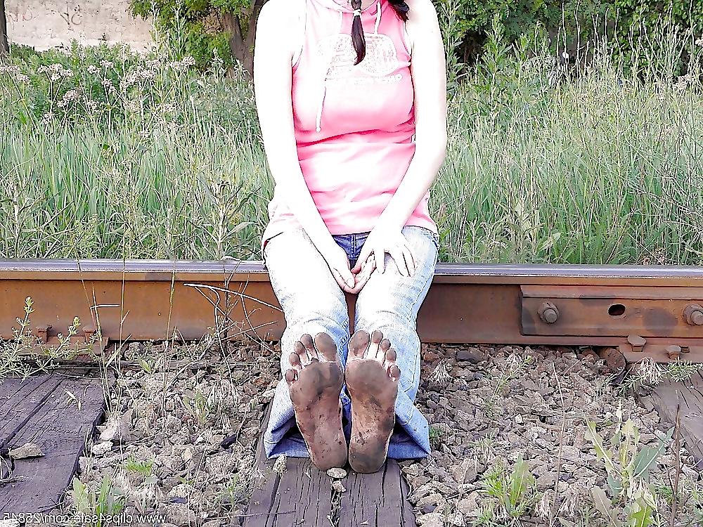 19P Feet: Dirty Soles #8