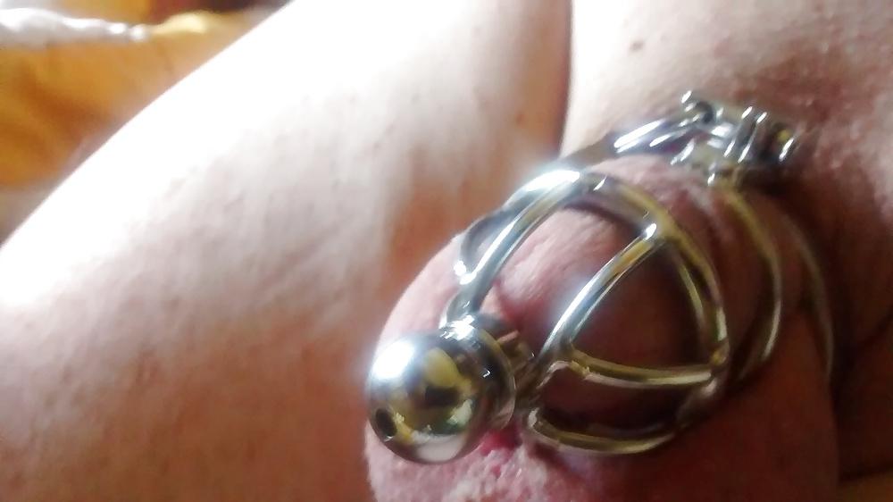 25P Hubby's little pee pee