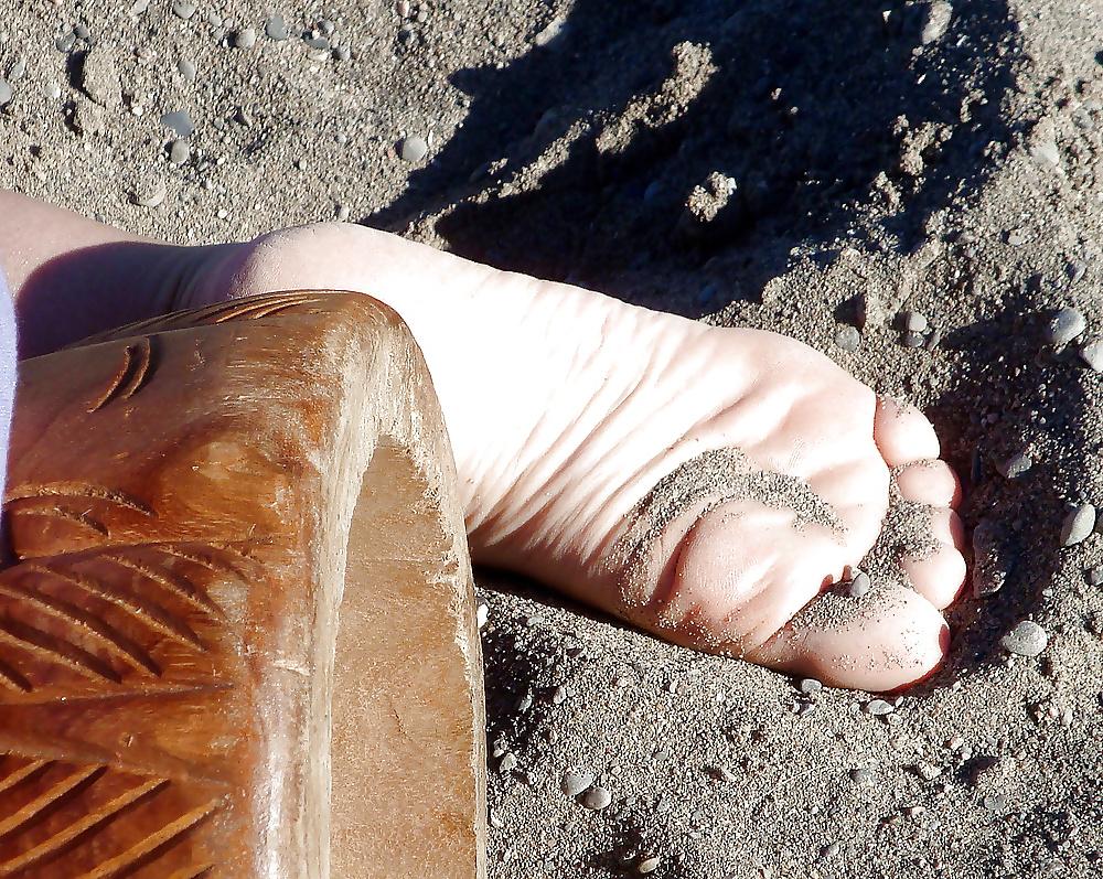 25P Feet: Dirty Soles #2