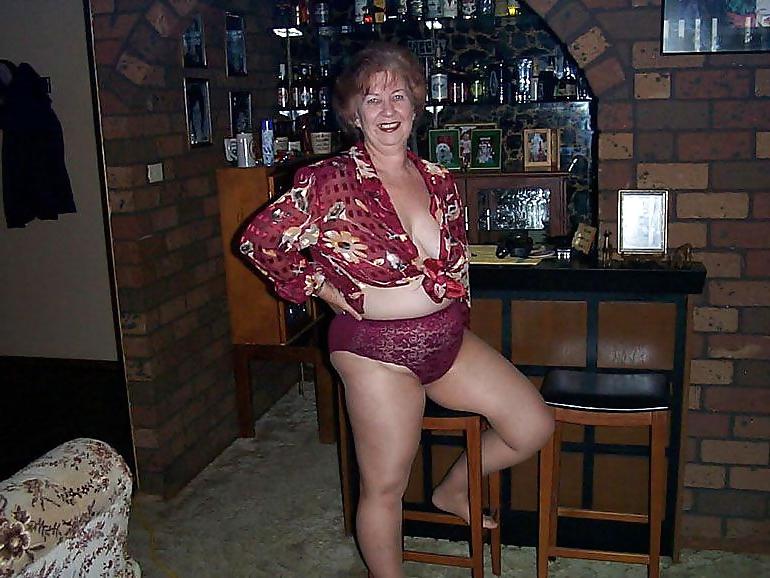 25P Women in panties under pantyhose 7