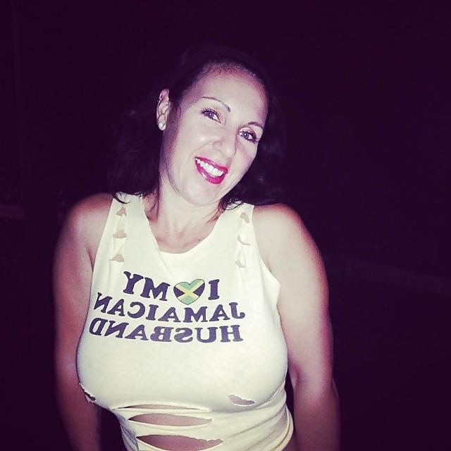 25P Very bEautiful tHick MilF #
