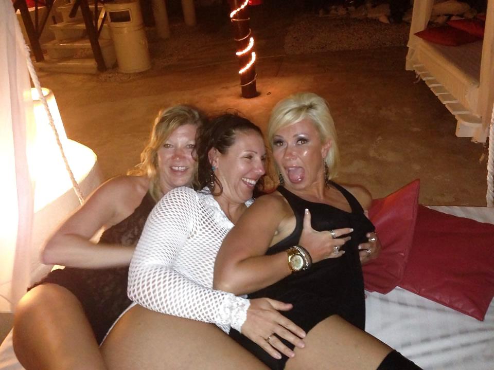 25P Very bEautiful tHick MilF #