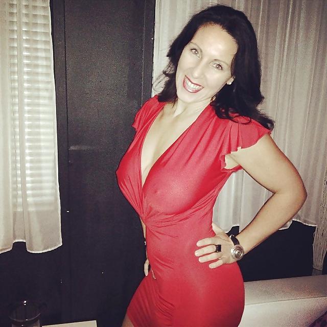 25P Very bEautiful tHick MilF #