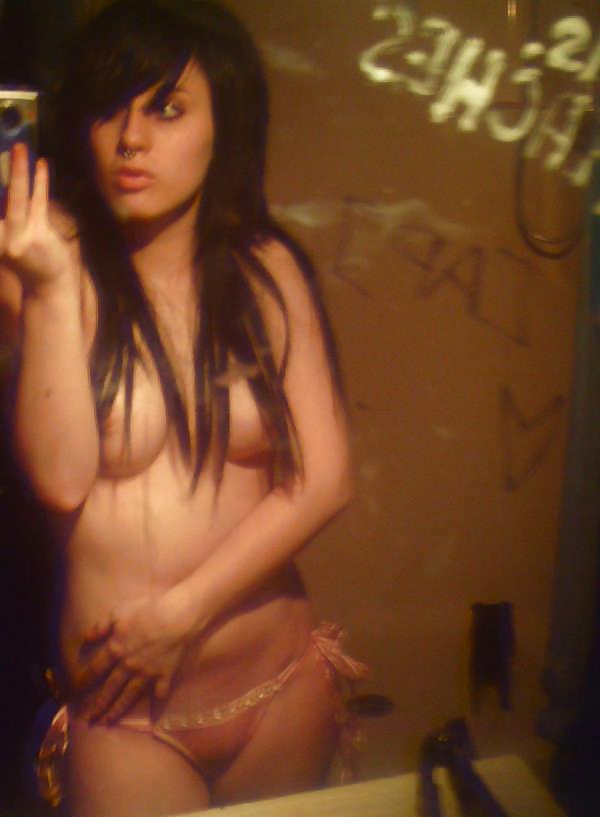 25P Busty Teen Selfies 43