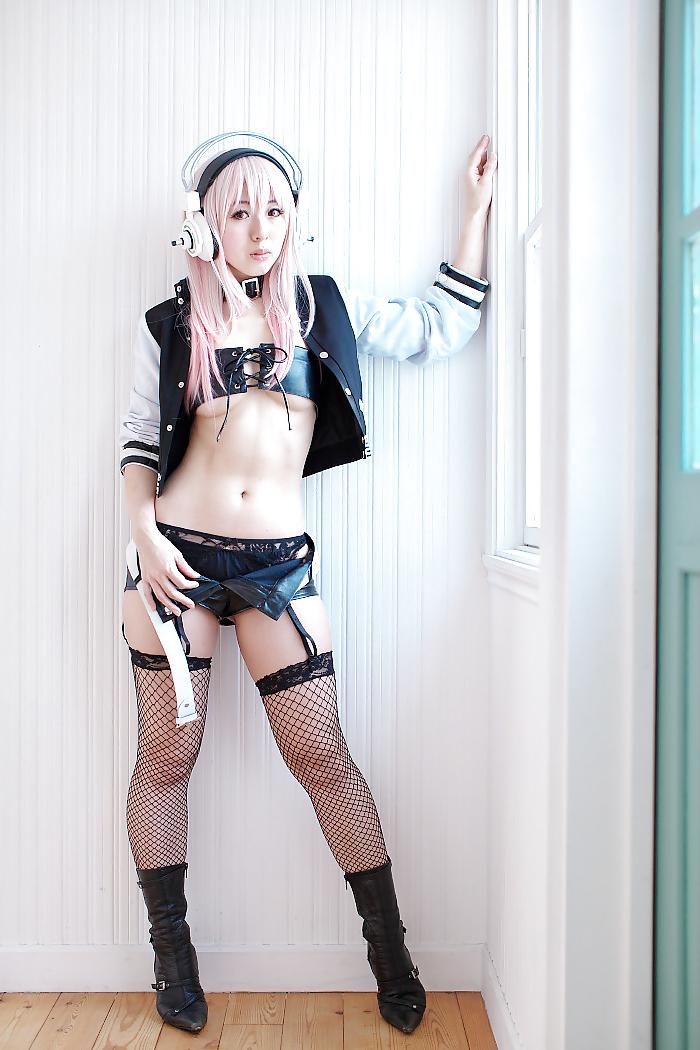 18P Super Sonico cosplay (Hakuhi Kaede)
