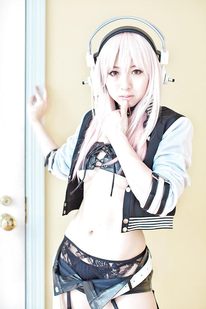 18P Super Sonico cosplay (Hakuhi Kaede)