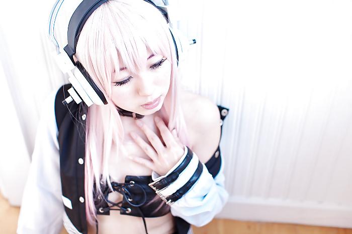 18P Super Sonico cosplay (Hakuhi Kaede)