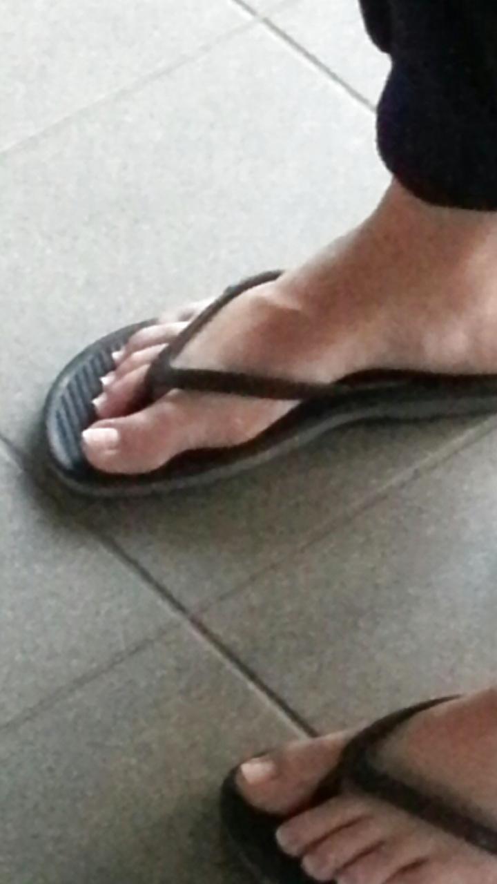 13P French lover blond girl nice natural feet