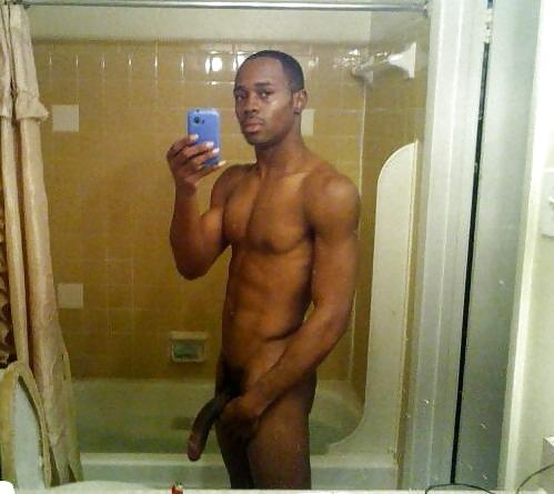 11P Big dick selfies