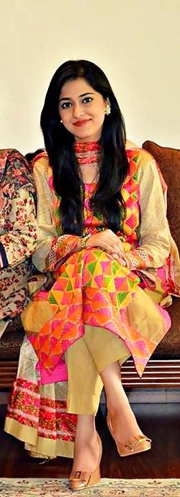 25P Random Pakistani Bitches for Big Black Cocks 3