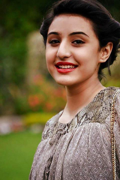 25P Random Pakistani Bitches for Big Black Cocks 3