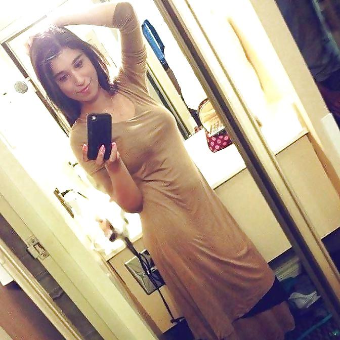25P Random Pakistani Bitches for Big Black Cocks 3