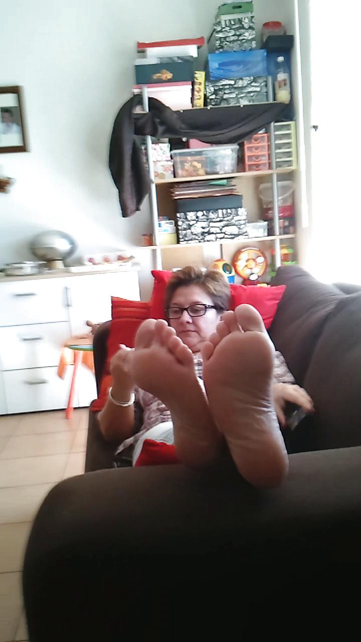 25P Very hot french MILF