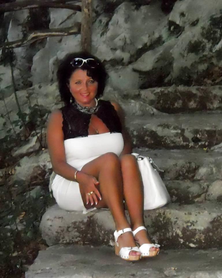 17P Sexy Serbian MATURE Bilana