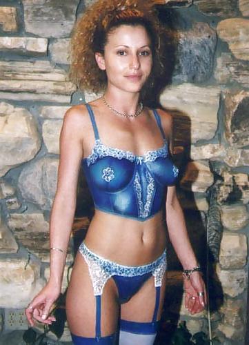 25P Girls with body paint