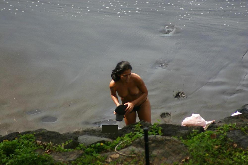 25P Indian group sex