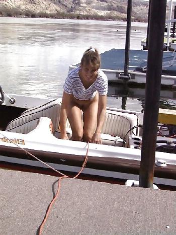 25P Bottomless and Hairy on a Boat