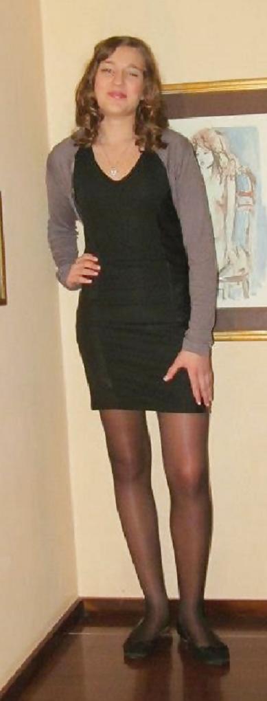 25P Serbian girls in pantyhose 5