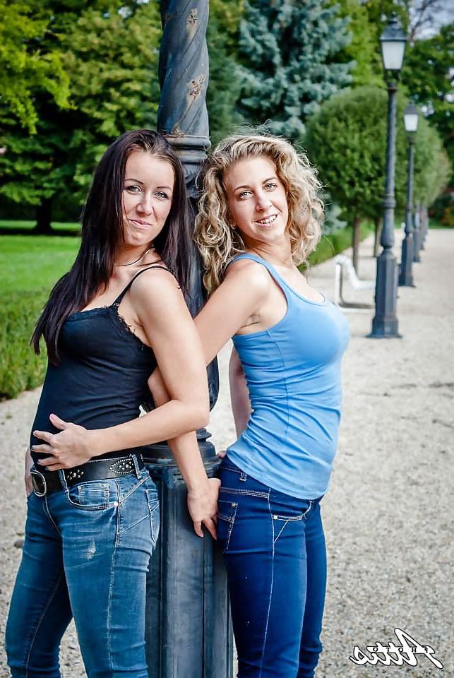 23P Blue jeans girls