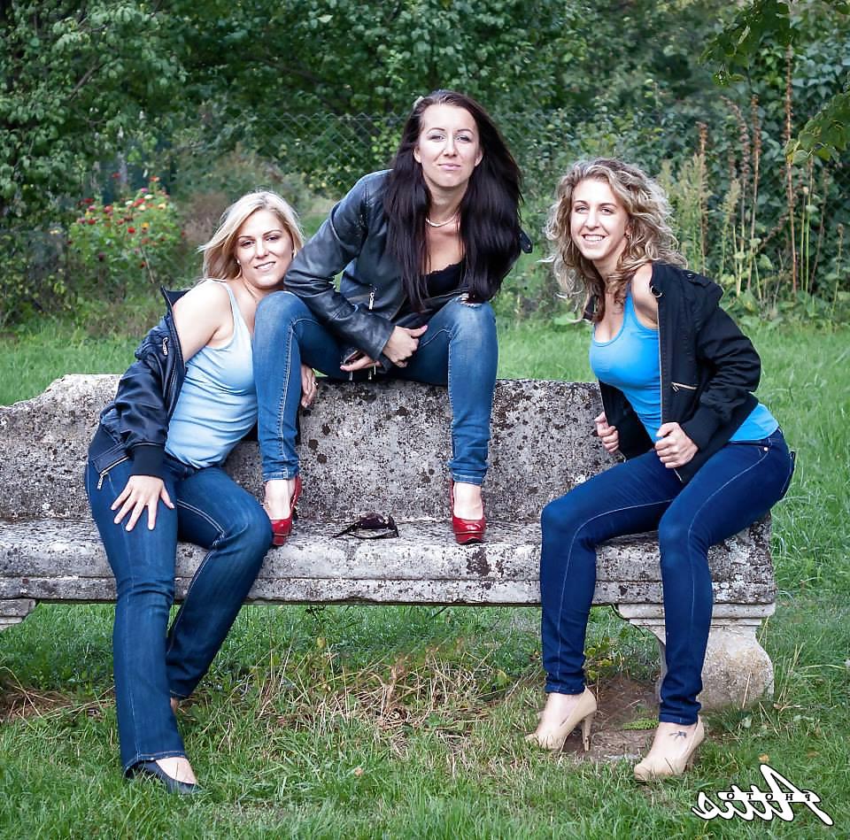 23P Blue jeans girls