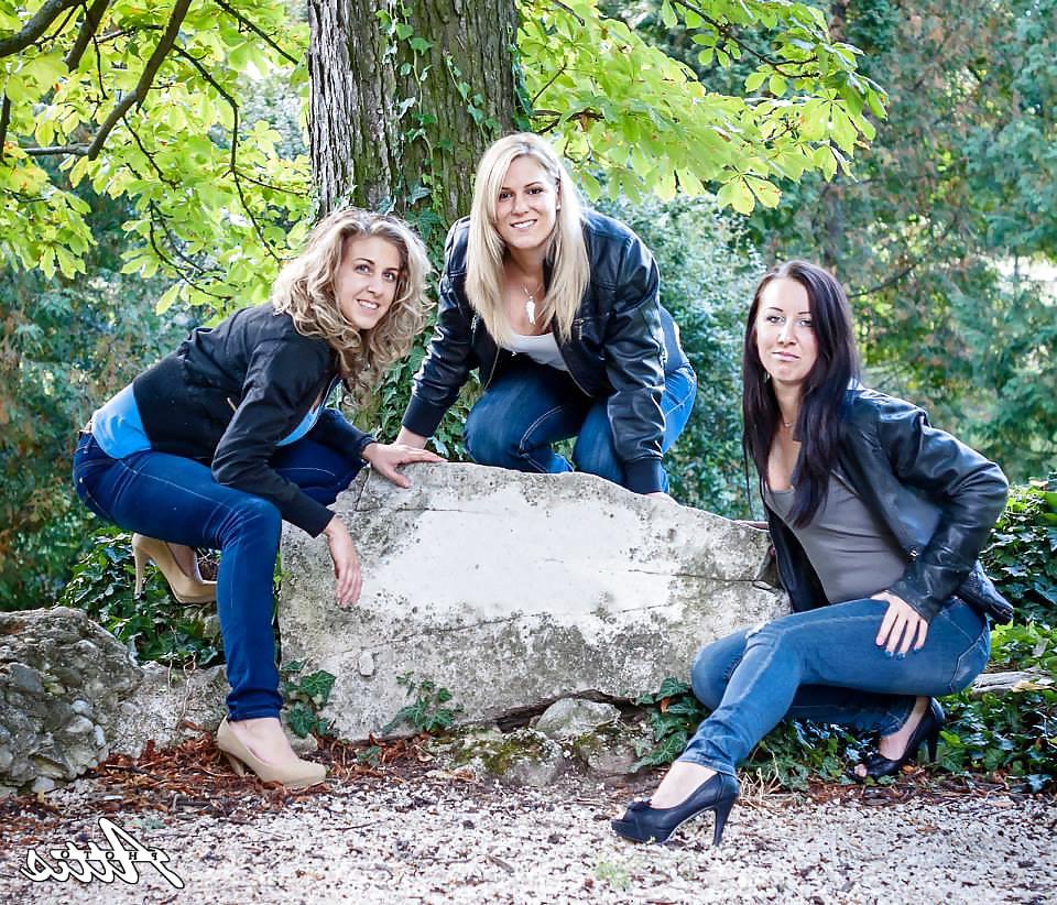 23P Blue jeans girls