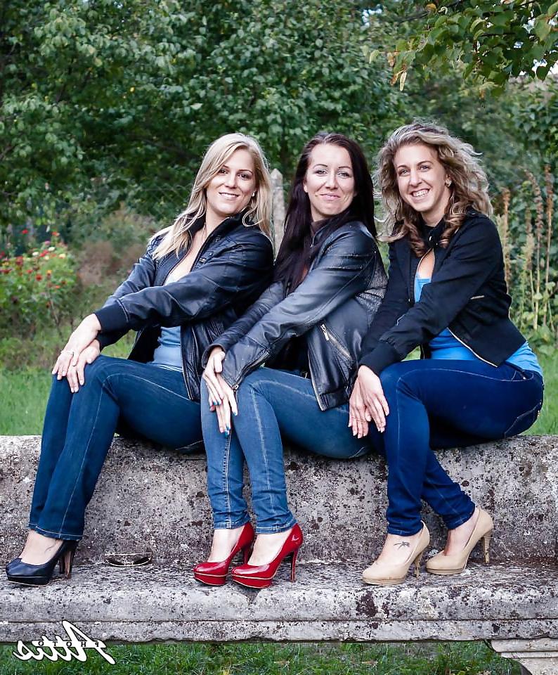 23P Blue jeans girls