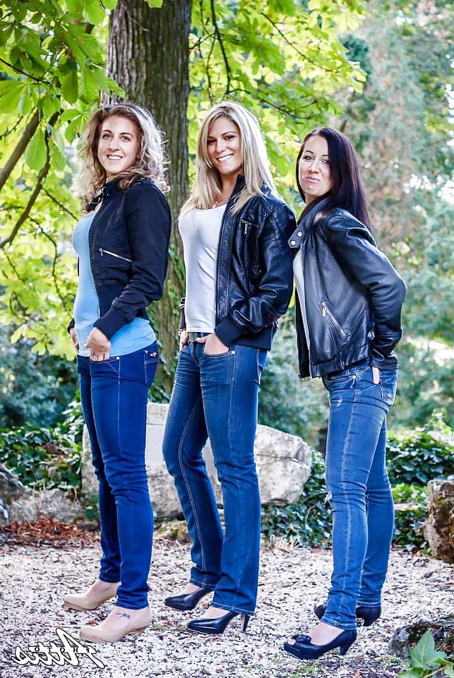 23P Blue jeans girls