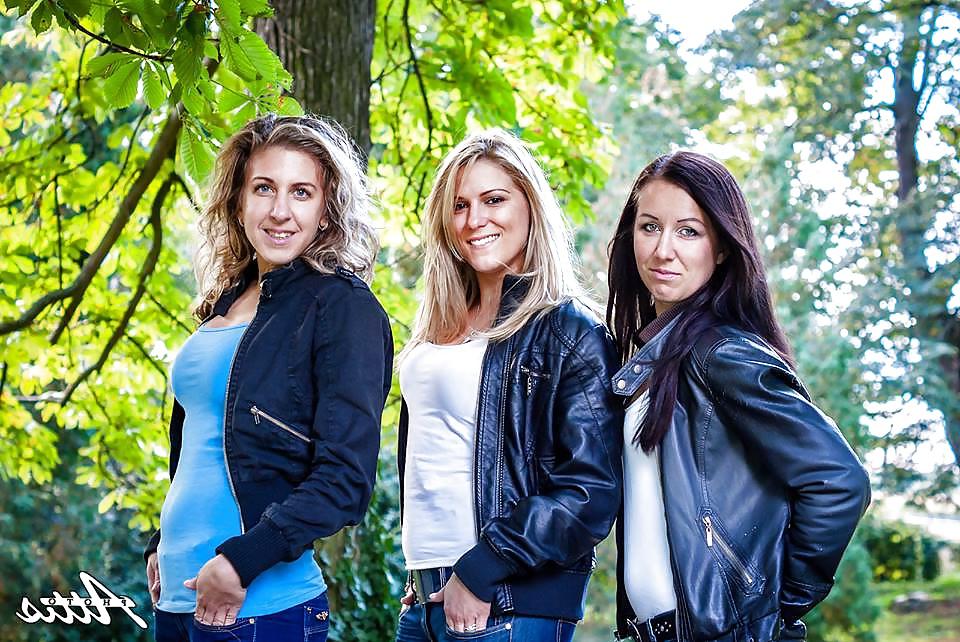 23P Blue jeans girls