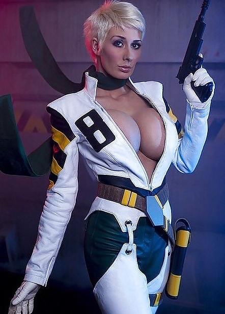 25P Cosplay girls 1