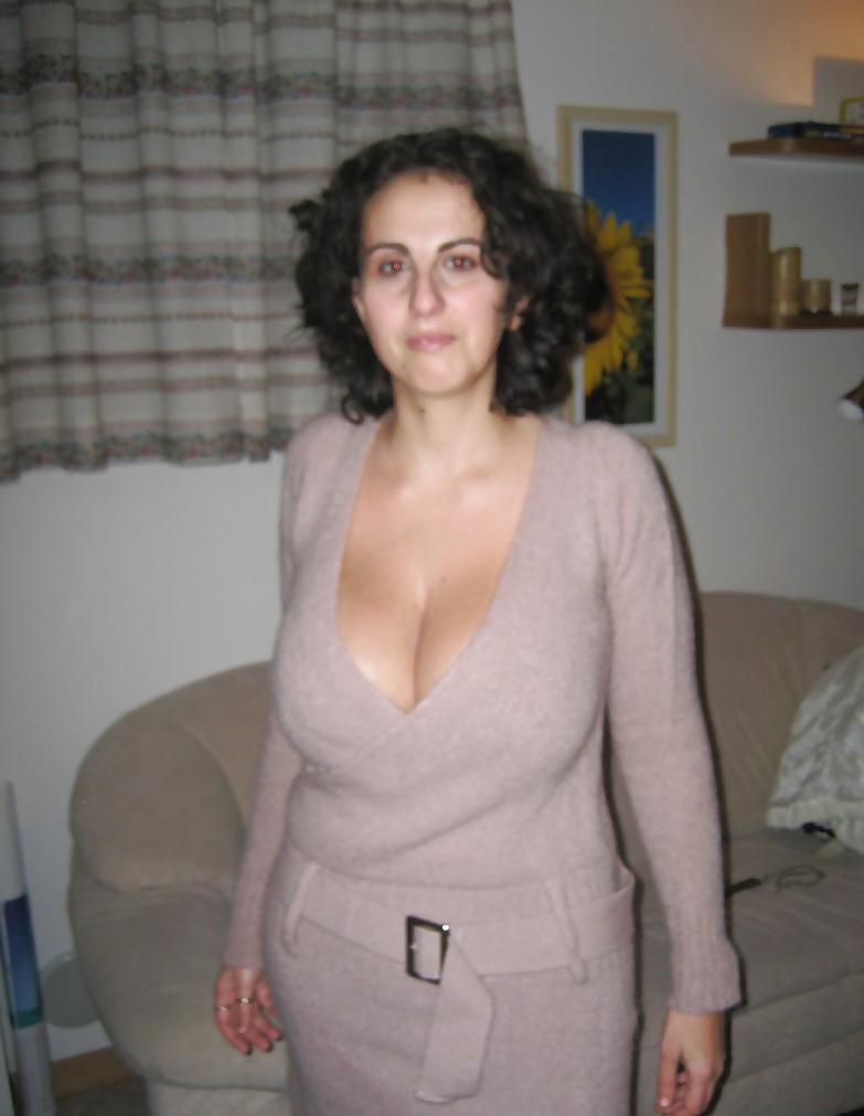 18P Wery busty milf Marta 