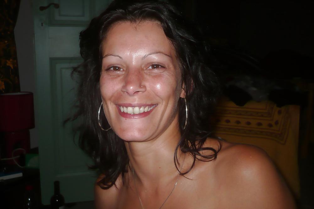 18P Sexy French MILF
