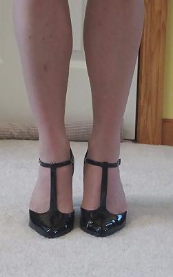 21P Dressing With Fav Toy