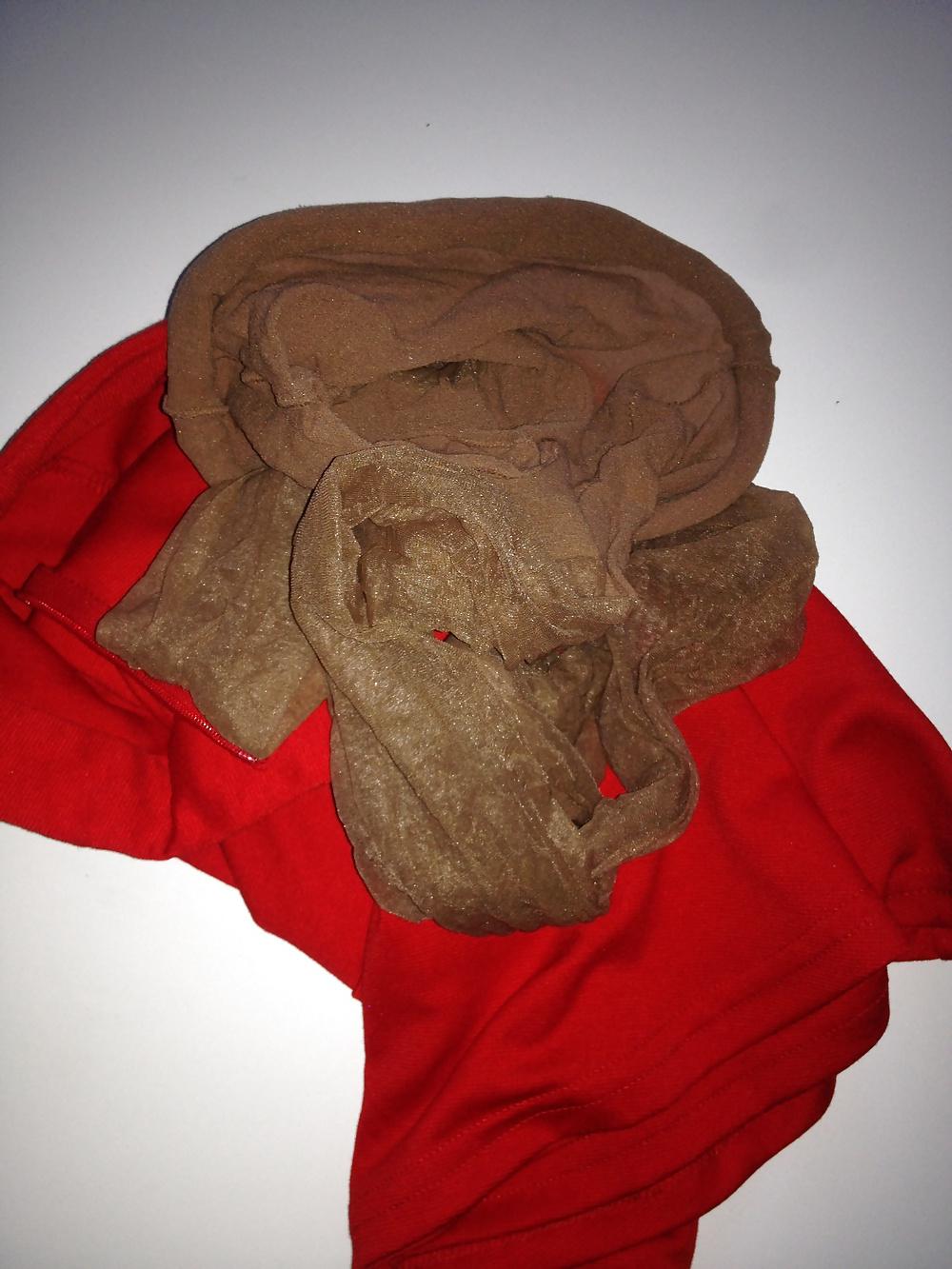 5P My nylons after footjob