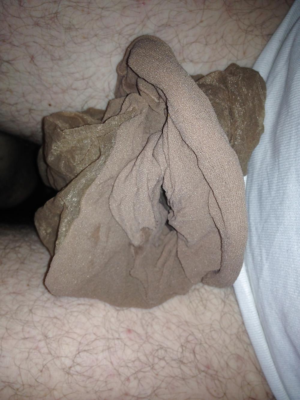 5P My nylons after footjob