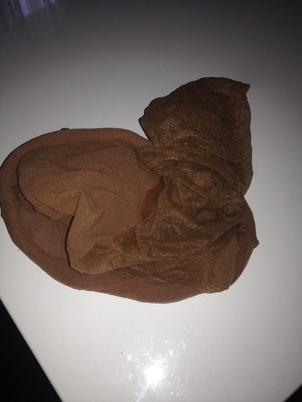 5P My nylons after footjob