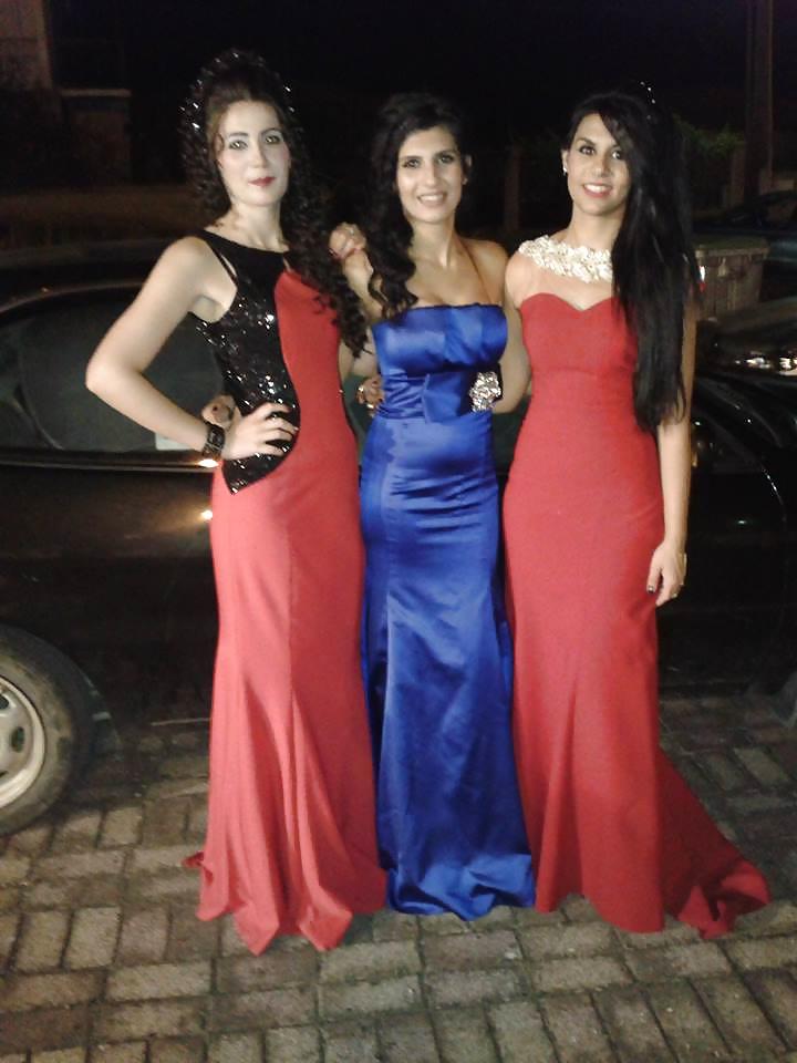 15P Turkish girls in Night Dresses! Dirty Comments please!