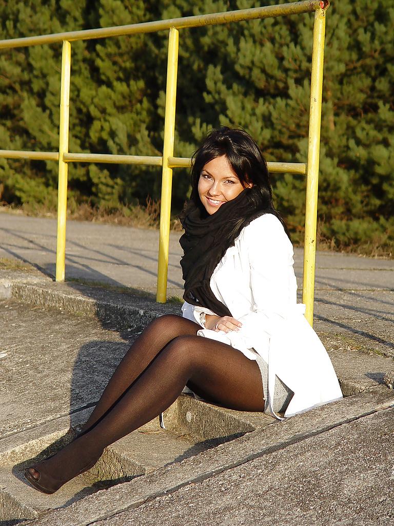 25P Pantyhose & Stockings 8