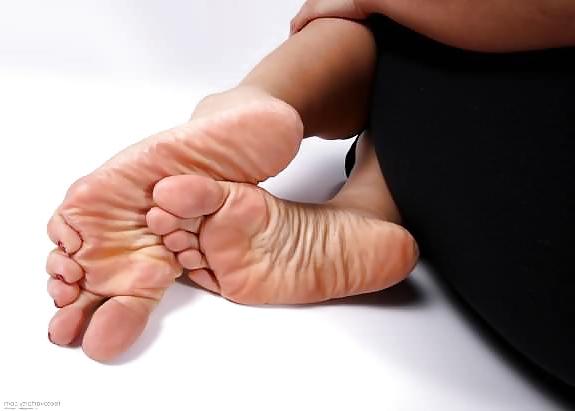 11P Wrinkled Dirty Asian Soles 