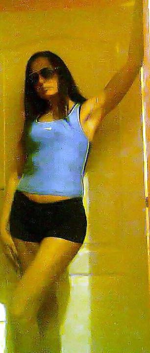 25P Serbian milf Romina