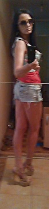 25P Serbian milf Romina