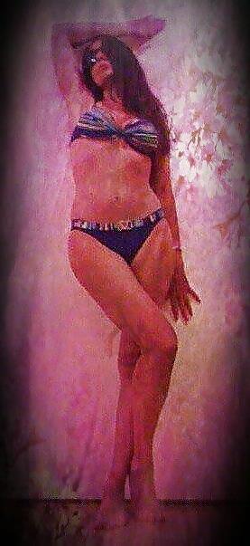 25P Serbian milf Romina