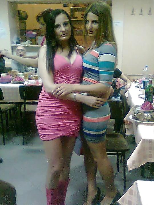25P Serbian milf Romina