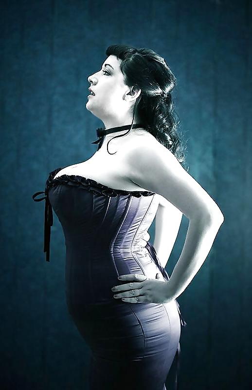 15P BBW corset 6