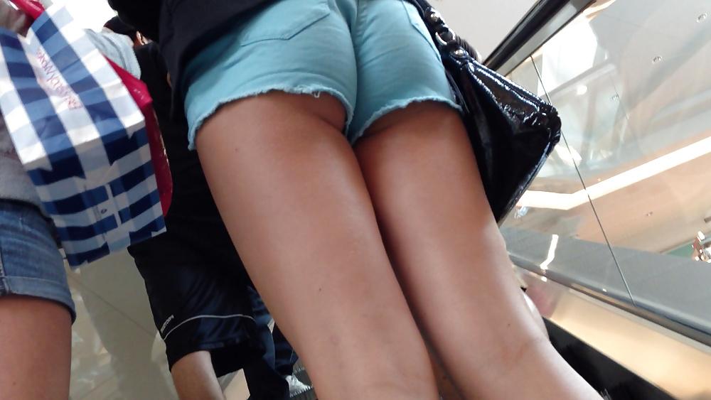 17P Candid Nice Tight Little Ass