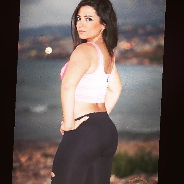 25P Arab beauty 27 - Cum on her 