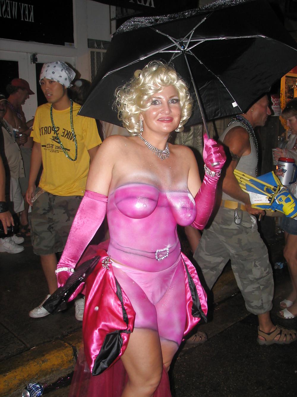 21P BODY PAINT 1 (LORDLONE)