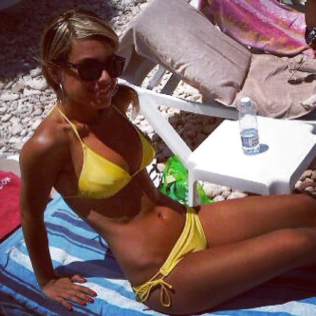 25P Arab beauty 28 - Cum on her